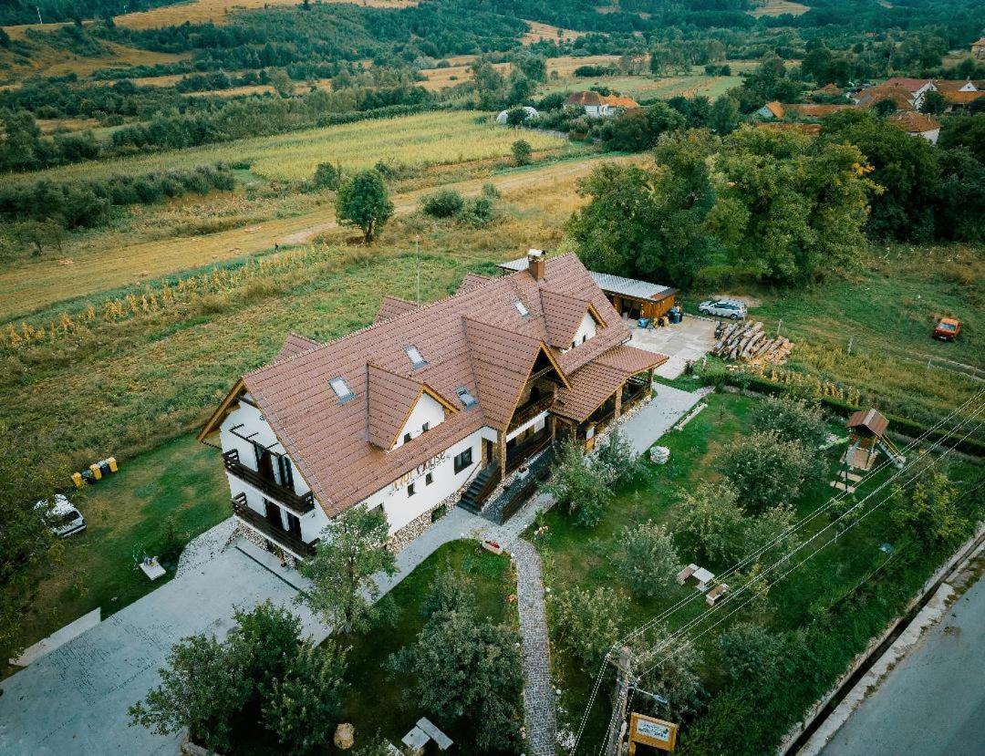 Nut House Retezat Ξενοδοχείο Nucsoara  Εξωτερικό φωτογραφία